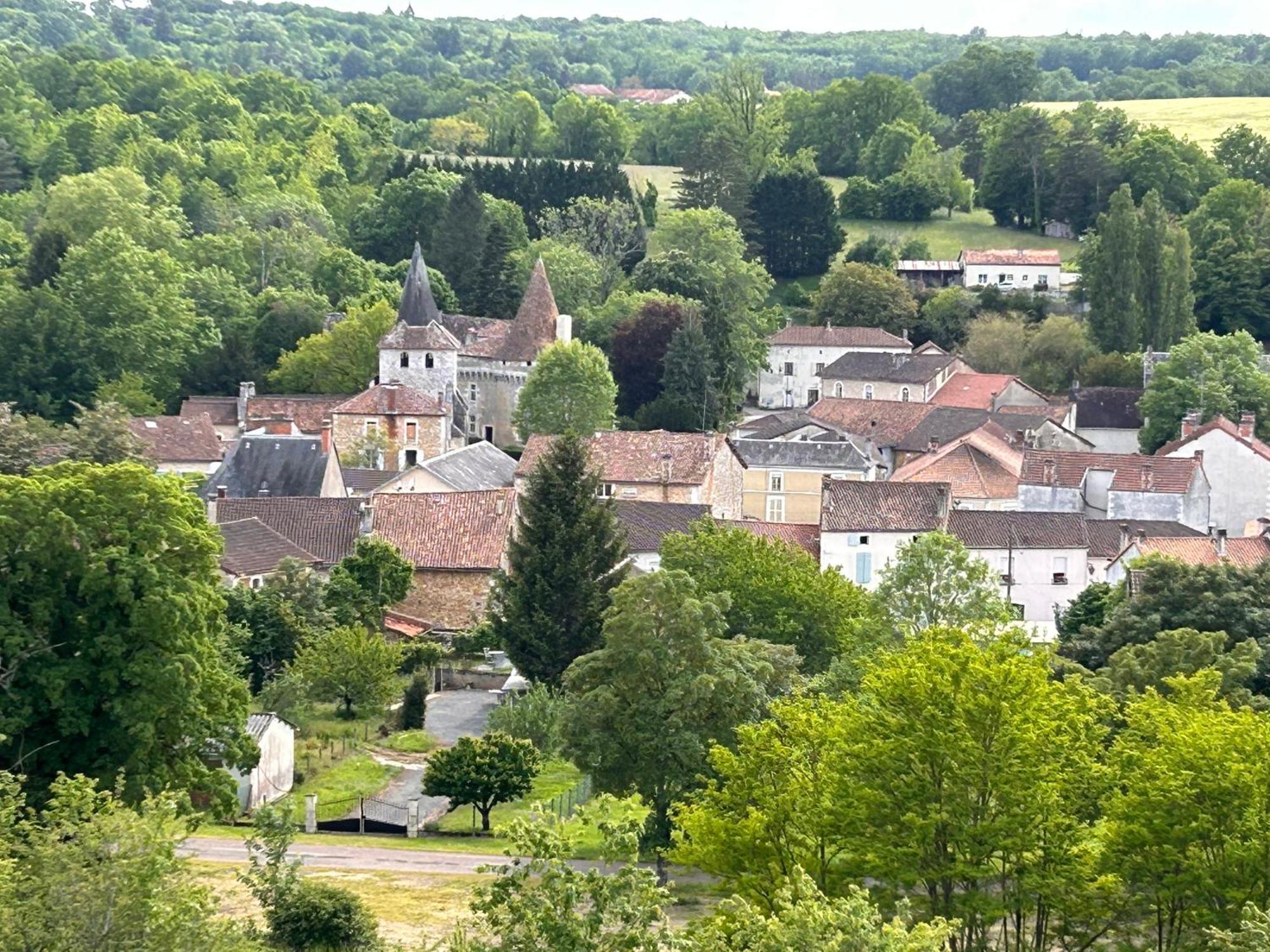 Maison Au Coeur Du Perigord Vert Javerlhac-et-la-Chapelle-Saint-Robert Екстериор снимка